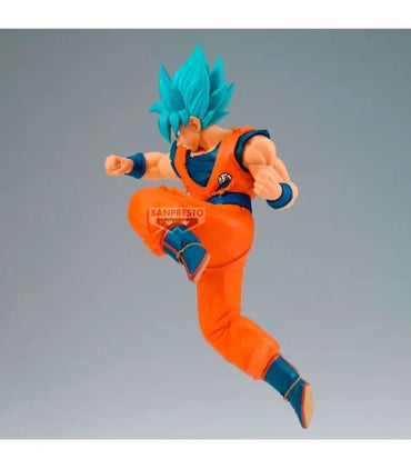 Son Goku figure alternate view of airborne fighting pose